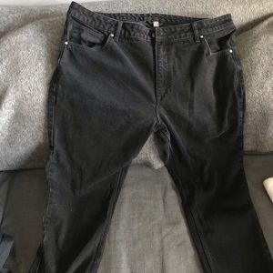 Plus 40 black jeans. 30” length. Like new!